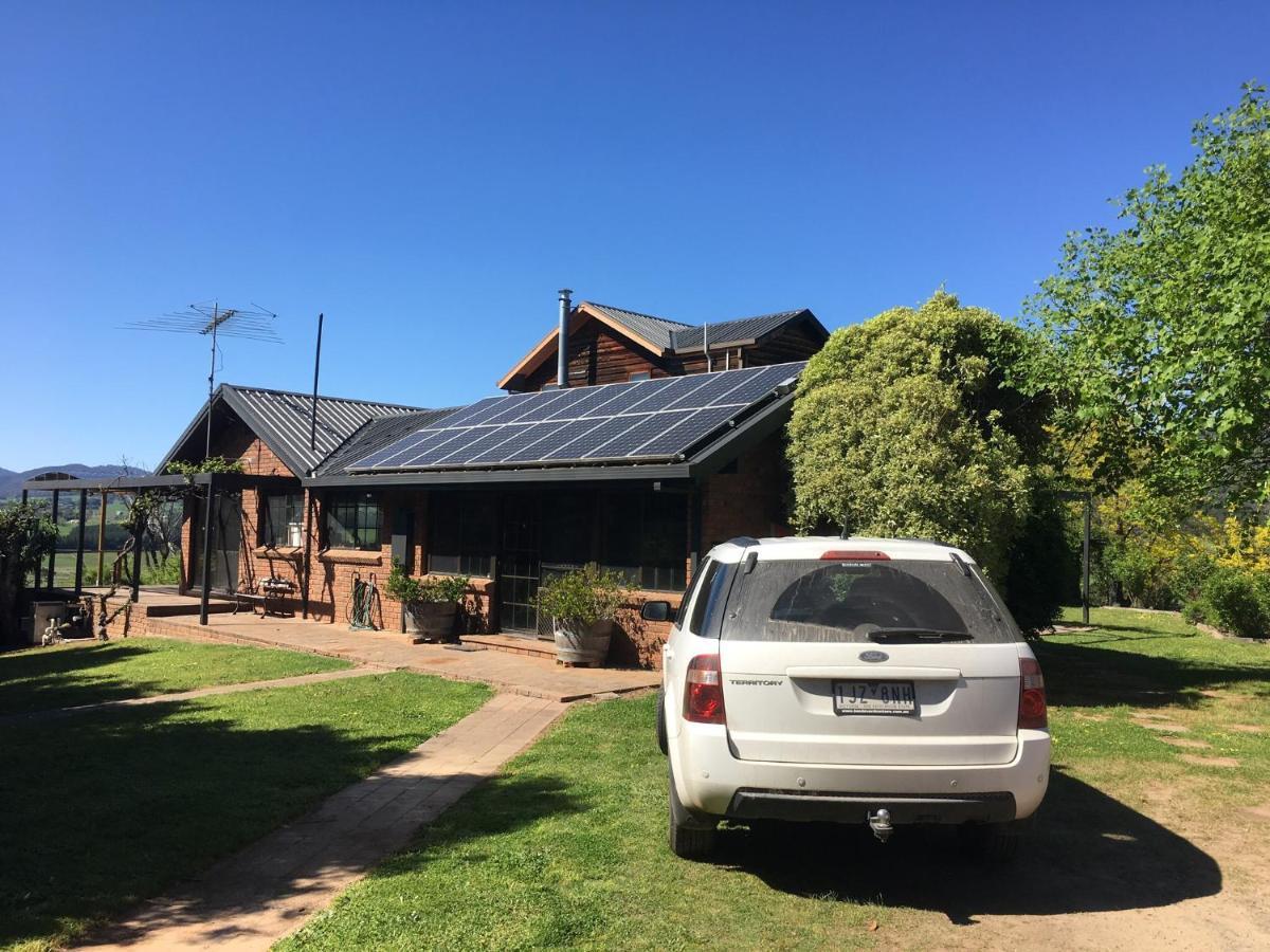Bed and Breakfast Rosewhite House Myrtleford Exterior foto